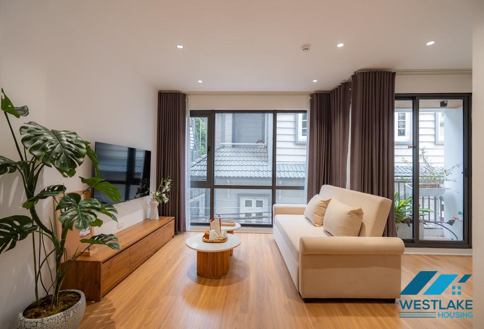 Beautiful and spacious one bedroom apartment for rent in Tay Ho, Ha Noi Beautiful and spacious one bedroom apartment for rent in Tay Ho, Ha Noi