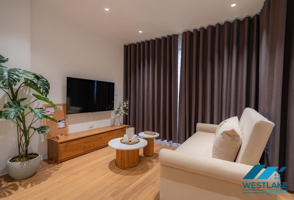 Beautiful and spacious one bedroom apartment for rent in Tay Ho, Ha Noi Beautiful and spacious one bedroom apartment for rent in Tay Ho, Ha Noi