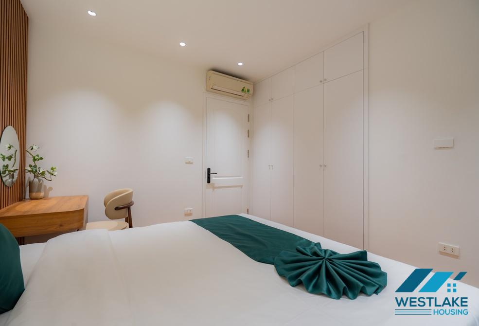 Beautiful and spacious one bedroom apartment for rent in Tay Ho, Ha Noi Beautiful and spacious one bedroom apartment for rent in Tay Ho, Ha Noi