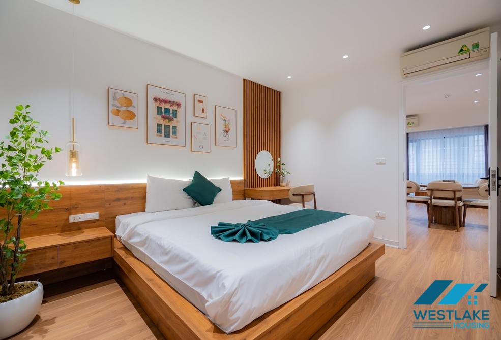 Beautiful and spacious one bedroom apartment for rent in Tay Ho, Ha Noi Beautiful and spacious one bedroom apartment for rent in Tay Ho, Ha Noi