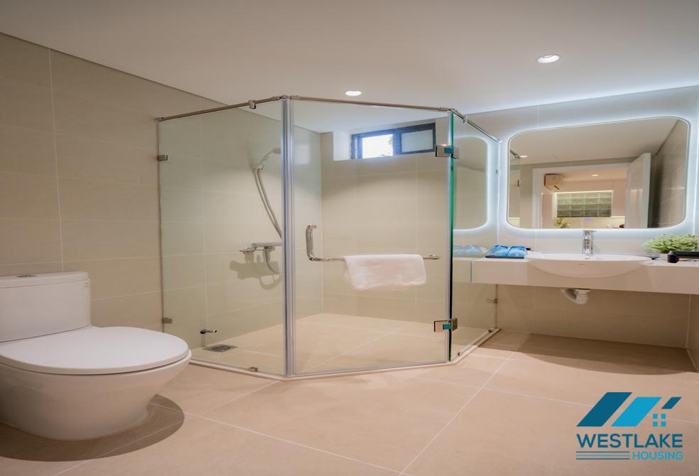 Beautiful and spacious one bedroom apartment for rent in Tay Ho, Ha Noi Beautiful and spacious one bedroom apartment for rent in Tay Ho, Ha Noi