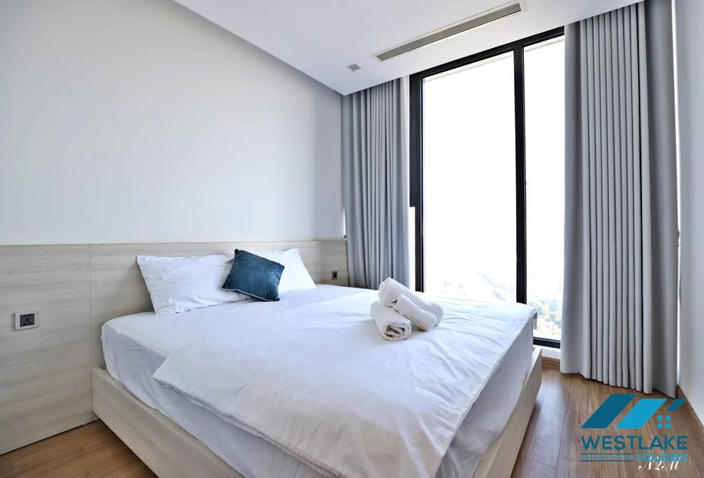 New and modern 3 bedroom apartment for rent in Vinhome metropolis, Ba dinh
