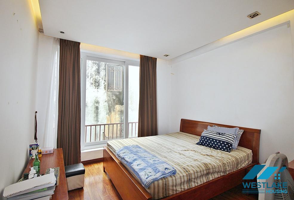 Good quality house with 3 bedroom for rent in Tay Ho, Ha Noi Good quality house with 3 bedroom for rent in Tay Ho, Ha Noi