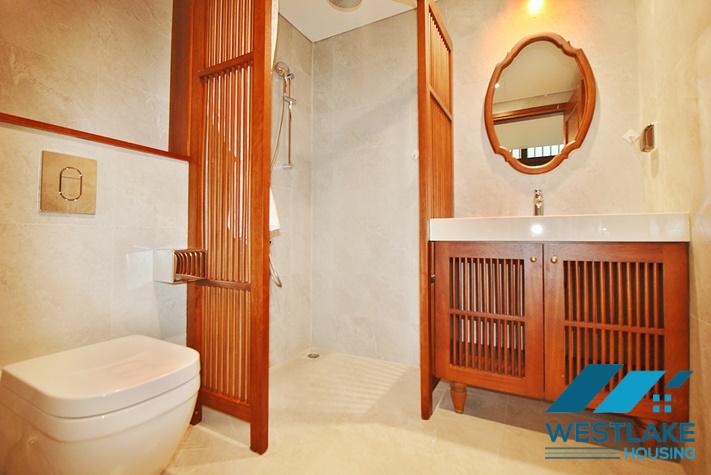 Brand new, modern 4-bedroom apartment for rent with a large balcony overlooking the lake in Tu Hoa, Tay Ho, Hanoi.