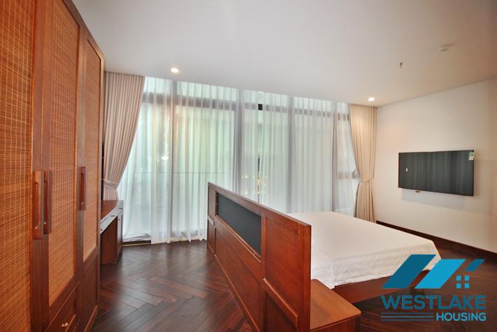 Brand new, modern 4-bedroom apartment for rent with a large balcony overlooking the lake in Tu Hoa, Tay Ho, Hanoi.