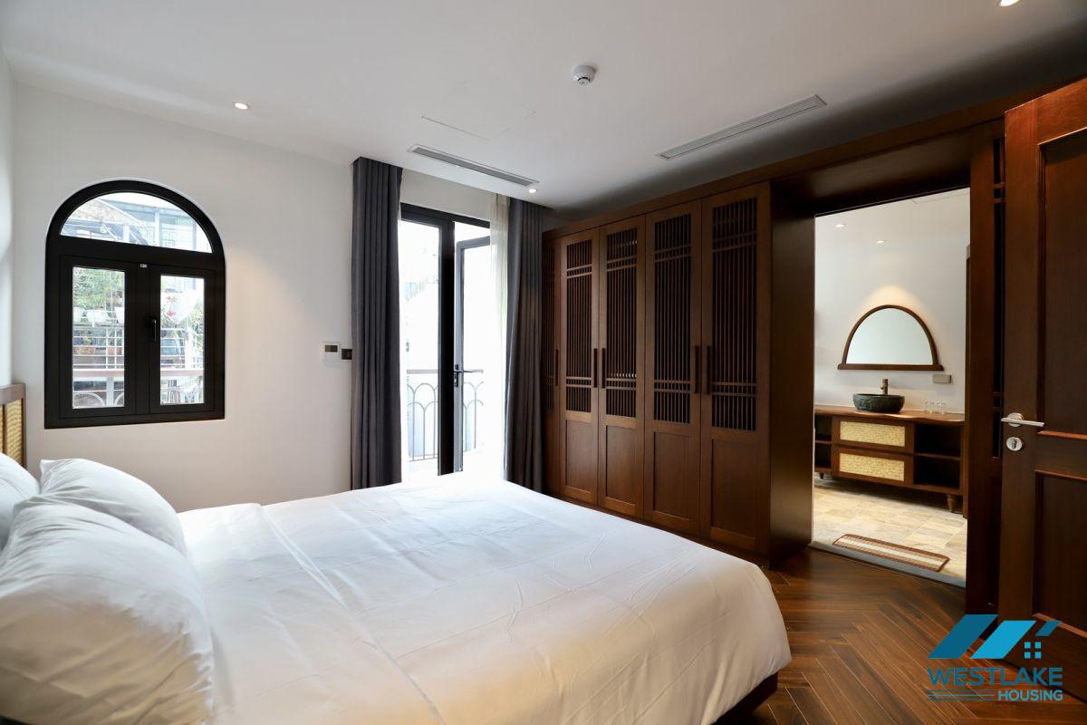 Good quality and lake view, three bedrooms apartment for rent in Truc Bach area, Ha Noi
