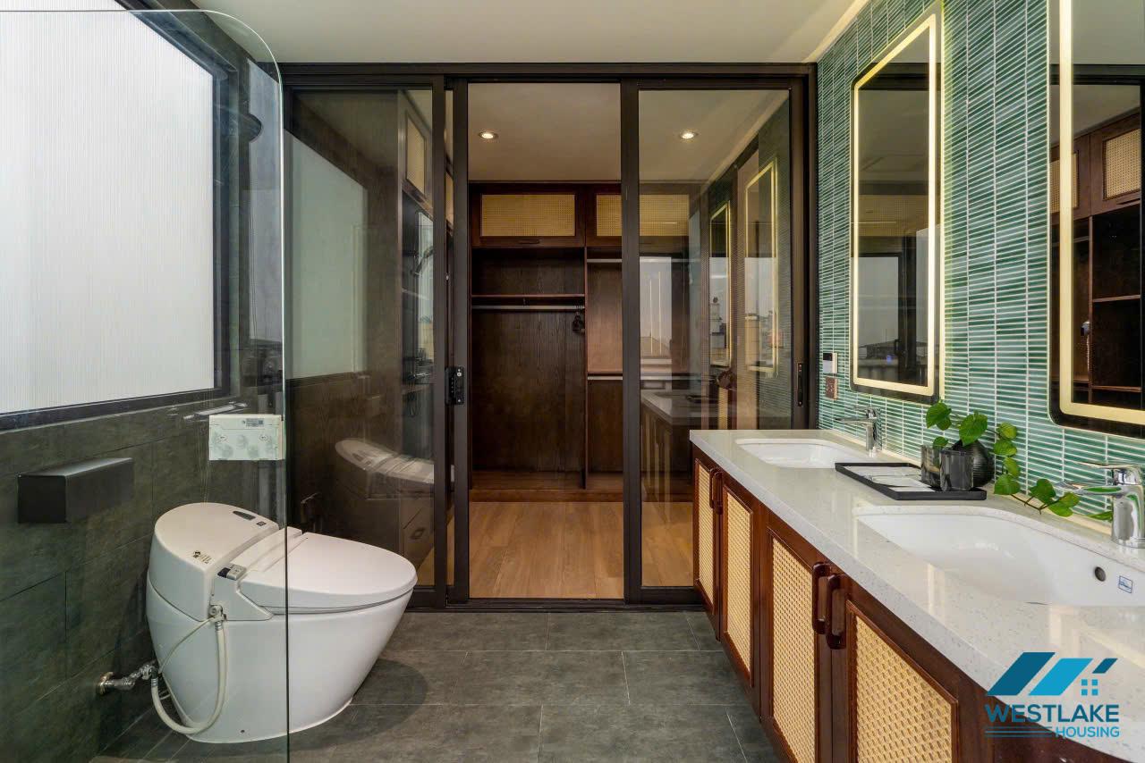 New and high floor 3 bedrooms apartment for rent in Truc Bach area, Ha Noi New and high floor 3 bedrooms apartment for rent in Truc Bach area, Ha Noi