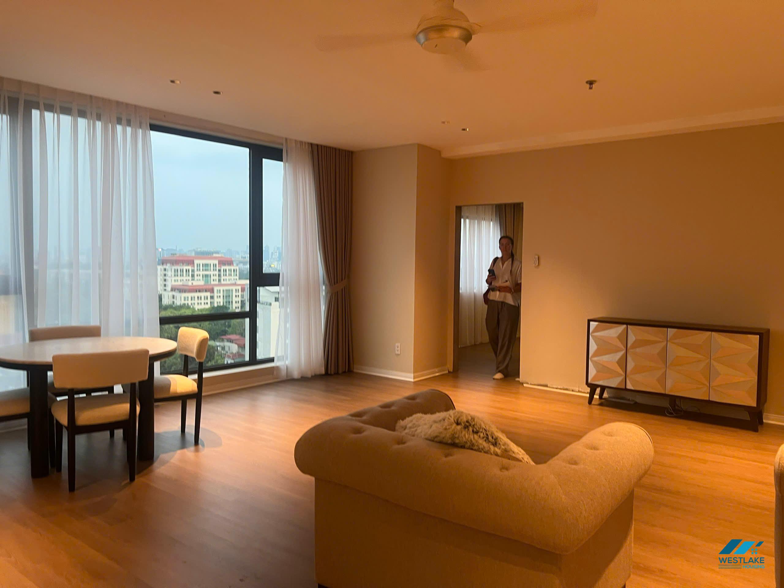 High-end 3 bedroom apartment for rent in Skyline, Truc Bach area, Ha Noi