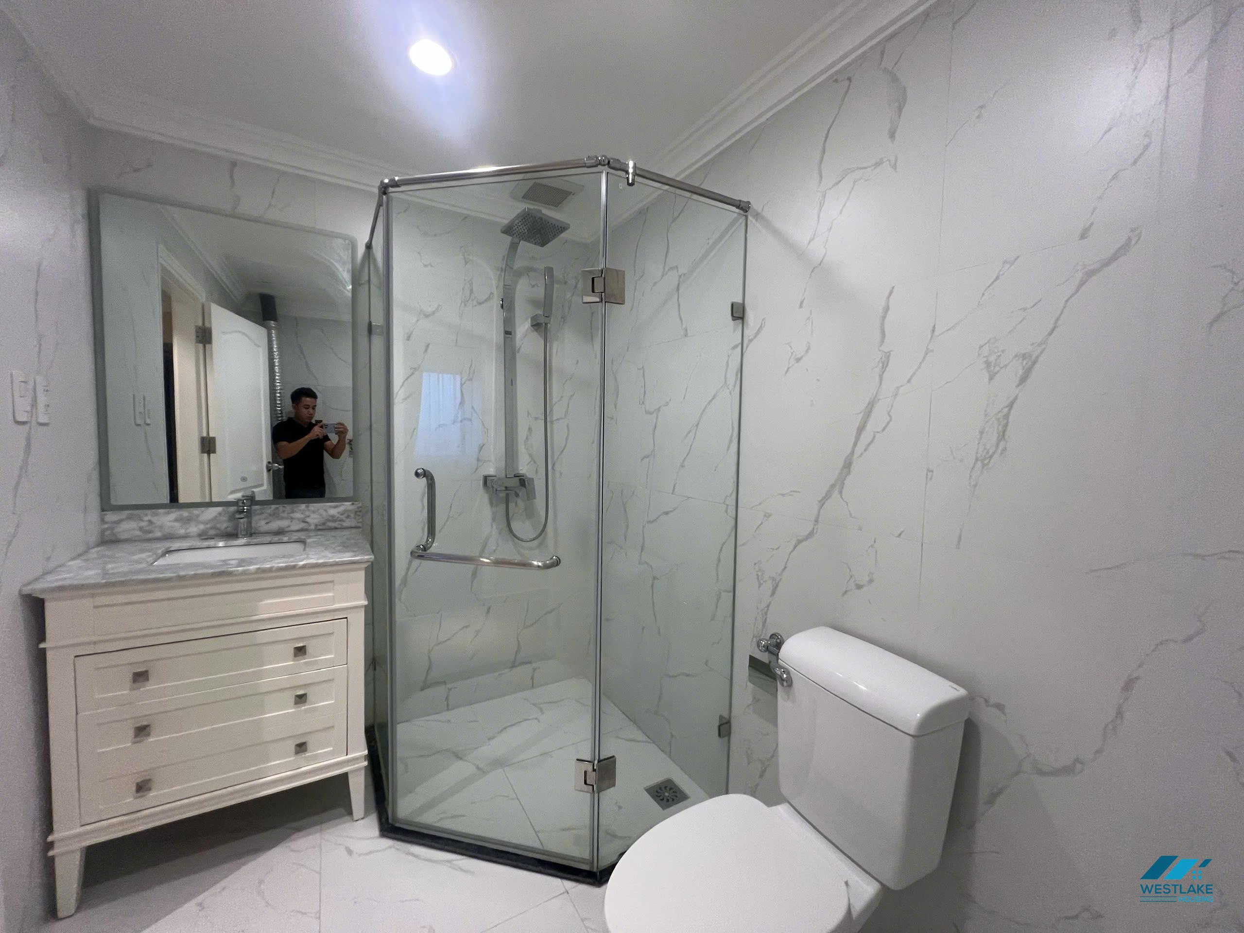 High-end 3 bedroom apartment for rent in Skyline, Truc Bach area, Ha Noi