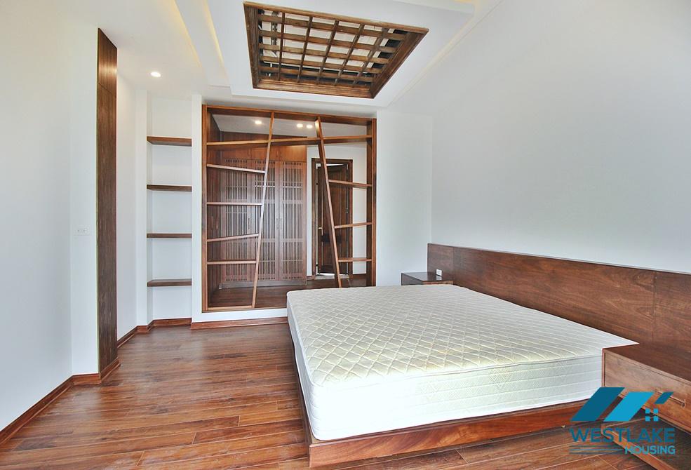 Lake view 4 bedrooms duplex apartment for rent in To Ngoc Van st, Tay Ho, Ha Noi