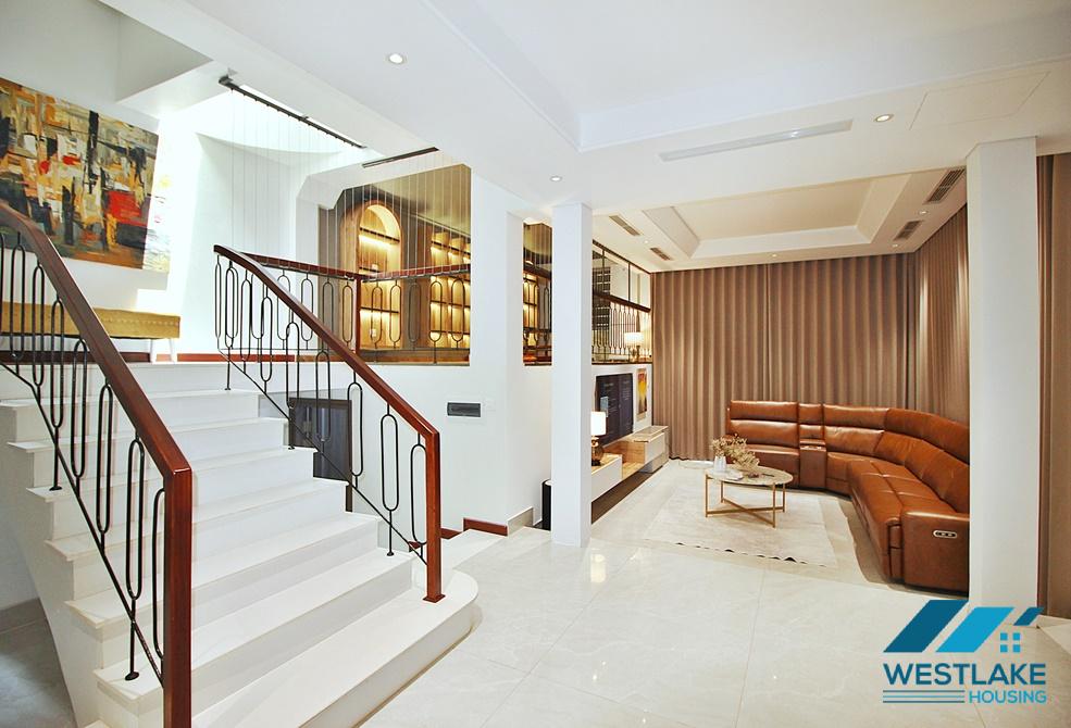 Modern and new 4 bedrooms house for rent in Dang Thai Mai st, Tay Ho, Ha Noi