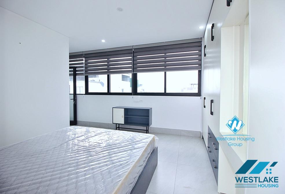 One bedroom apartment on top floor for rent in Tay Ho, Ha Noi One bedroom apartment on top floor for rent in Tay Ho, Ha Noi