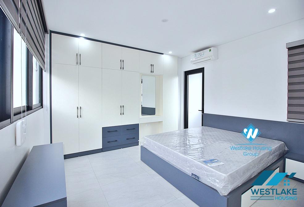 One bedroom apartment on top floor for rent in Tay Ho, Ha Noi One bedroom apartment on top floor for rent in Tay Ho, Ha Noi