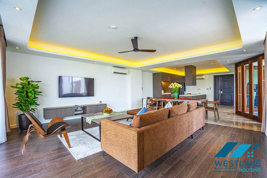 High floor and spacious 3 bedrooms apartment for rent in Dang Thai Mai, Tay Ho