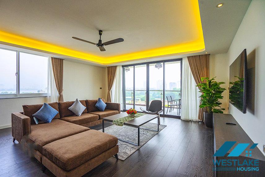 High floor and spacious 3 bedrooms apartment for rent in Dang Thai Mai, Tay Ho