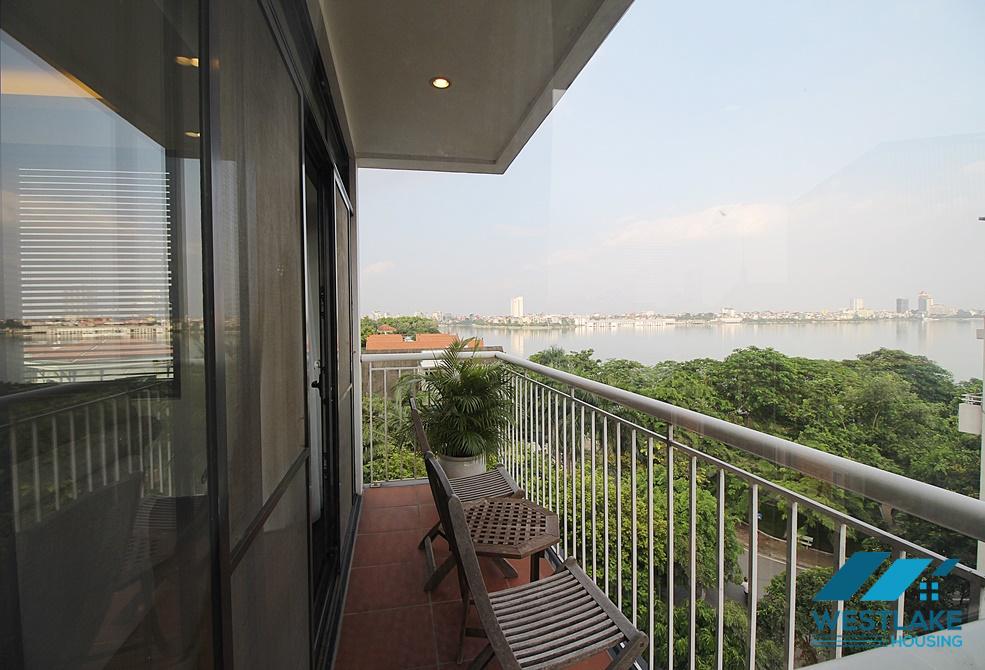 Lake view 3 bedroom apartment in Quang khanh, Tay ho