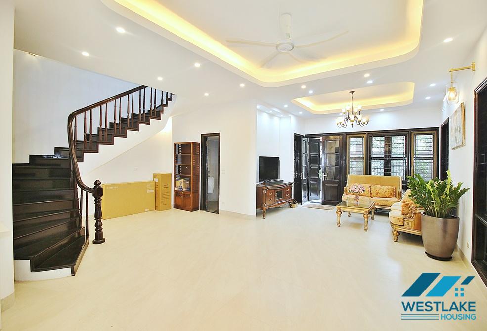 Renovated and charming house for lease in Tay Ho, Ha Noi