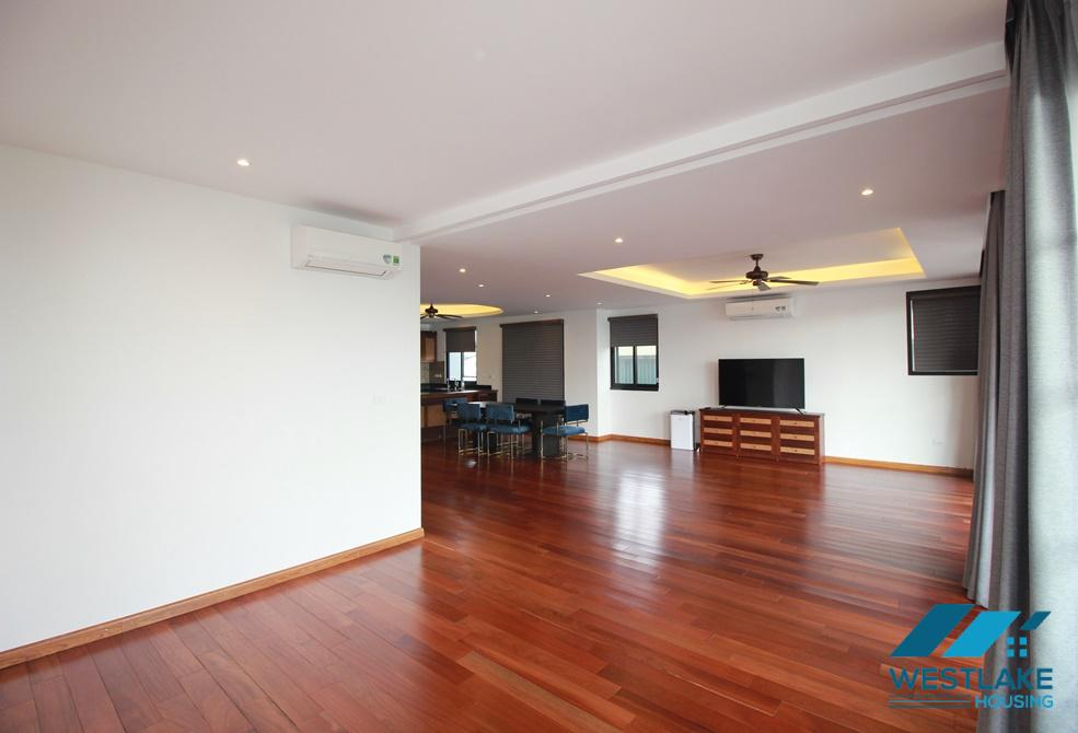 Duplex apartment with 3 bedrooms apartment for rent in Tay Ho District