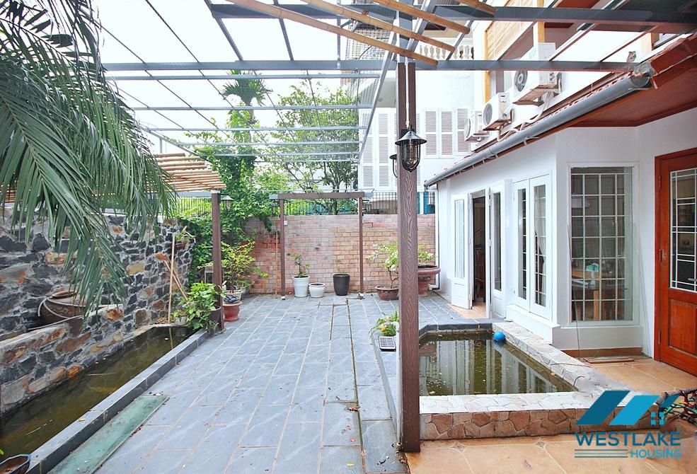 House with nice courtyard for rent in Dang Thai Mai st, Tay Ho District