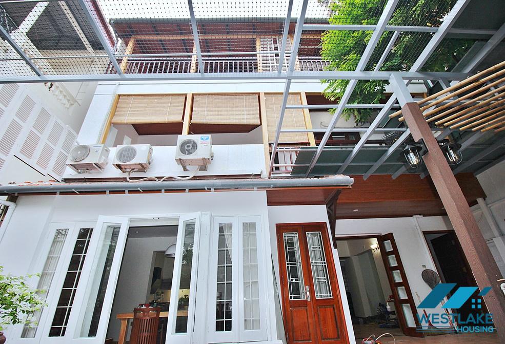 House with nice courtyard for rent in Dang Thai Mai st, Tay Ho District