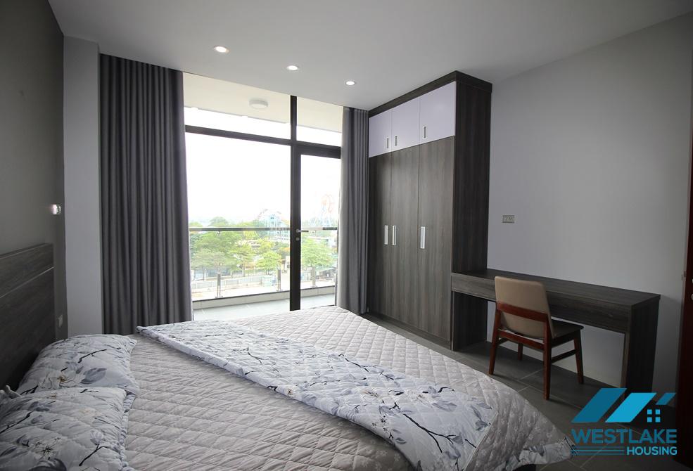 Lake view 1 bedroom apartment in Trinh cong son, Tay ho