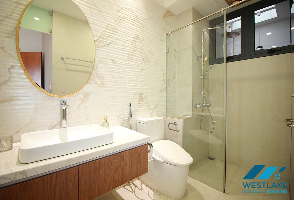 Lake view - Apartment with 4 bedrooms for rent in Quang Khanh st, Tay Ho District