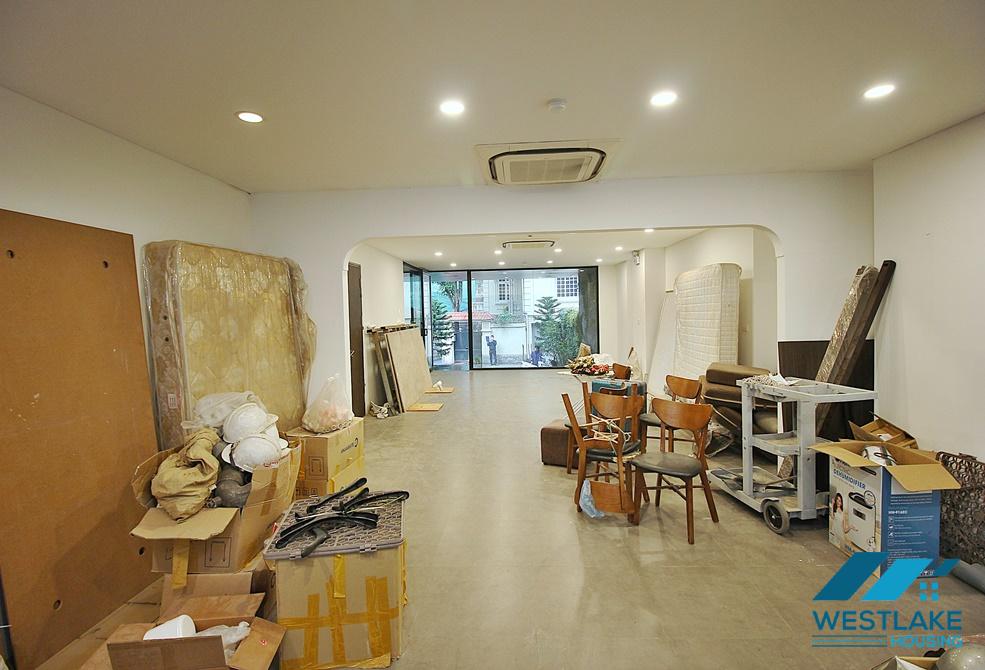 Nice studio for open office or bussiness in To Ngoc Van, Tay Ho