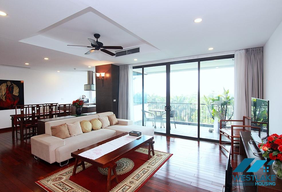 Bright and spacious 4beds apartment for rent in Dang Thai Mai st, Tay Ho