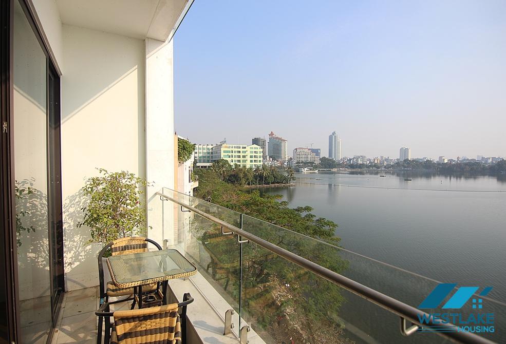 Lake view 02 bedrooms apartment for rent in Tay Ho district