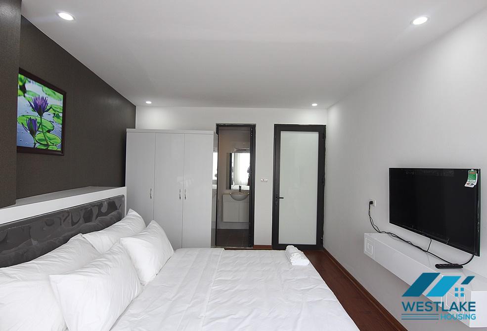 Lovely apartment for rent on Xuan Dieu, Tay Ho